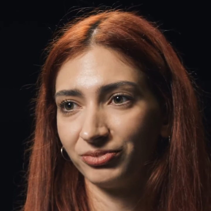 Dr. Ilona Arih